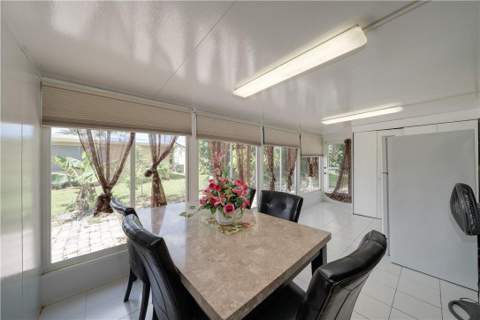 4401 NW 47th Street, Tamarac FL - photo 14 of 37