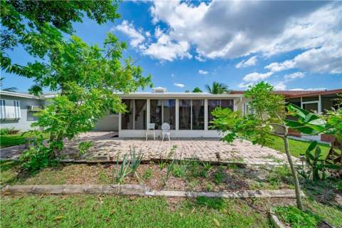 4401 NW 47th Street, Tamarac FL - photo 19 of 37