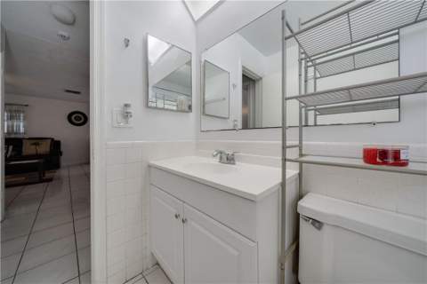 4401 NW 47th Street, Tamarac FL - photo 23 of 37