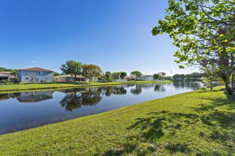1899 Newport Isles Boulevard, Port St. Lucie FL - photo 6 of 45
