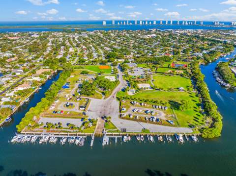 844 Anchorage Drive, North Palm Beach FL - photo 7 of 12