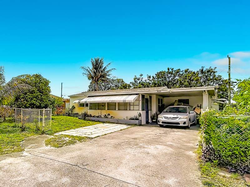 4 bedroom Single Family Residence at 3020 NW 17th Street, Wingate Ridge, Fort Lauderdale — photo 2