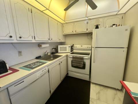 3 Islewood A #3, Deerfield Beach FL - photo 6 of 42