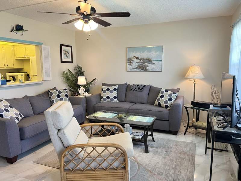 1 bedroom Condominium at 3 Islewood A #3, Islewood A Condo, Deerfield Beach — photo 2