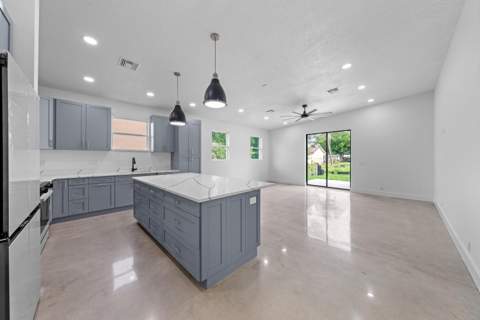 6904 Salerno Road, Fort Pierce FL - photo 11 of 57