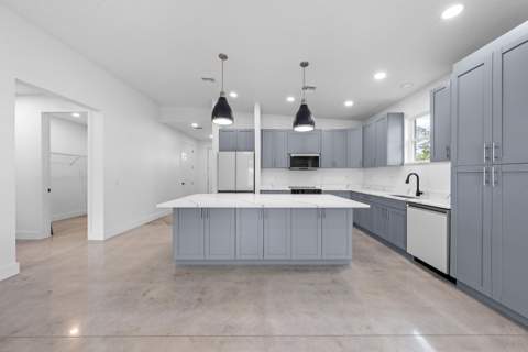 6904 Salerno Road, Fort Pierce FL - photo 10 of 57