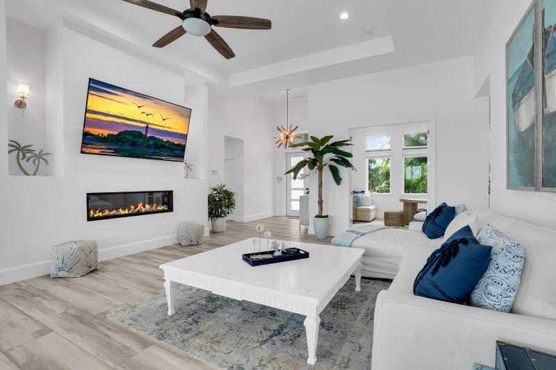 3 bedroom Single Family Residence at 974 Marlin Drive, Rio Vista Of Island Shores, Jupiter — photo 5