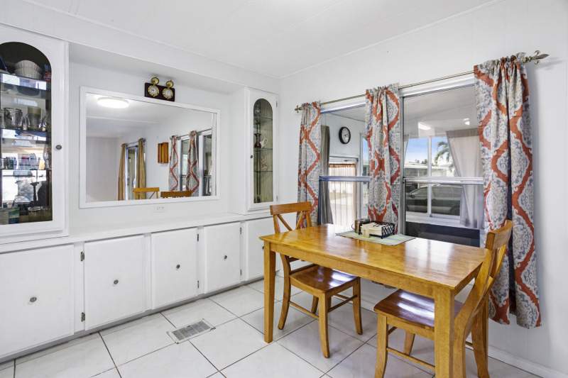 3 bedroom Manufactured Home at 37026 Exuma Bay, Jamaica Bay Mobile Home Co Op, Boynton Beach — photo 5