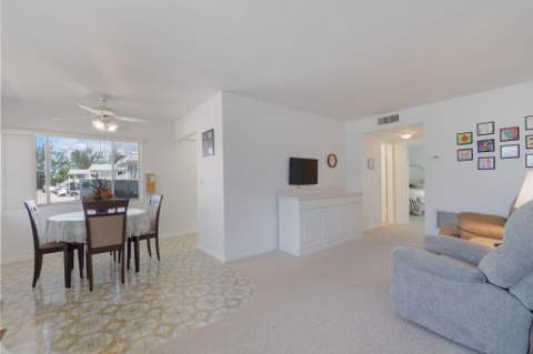 2840 Cynthia Lane #101, Lake Worth Beach FL - photo 6 of 44