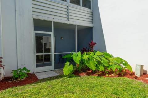 2840 Cynthia Lane #101, Lake Worth Beach FL - photo 19 of 44