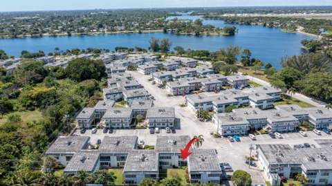 2840 Cynthia Lane #101, Lake Worth Beach FL - photo 23 of 44
