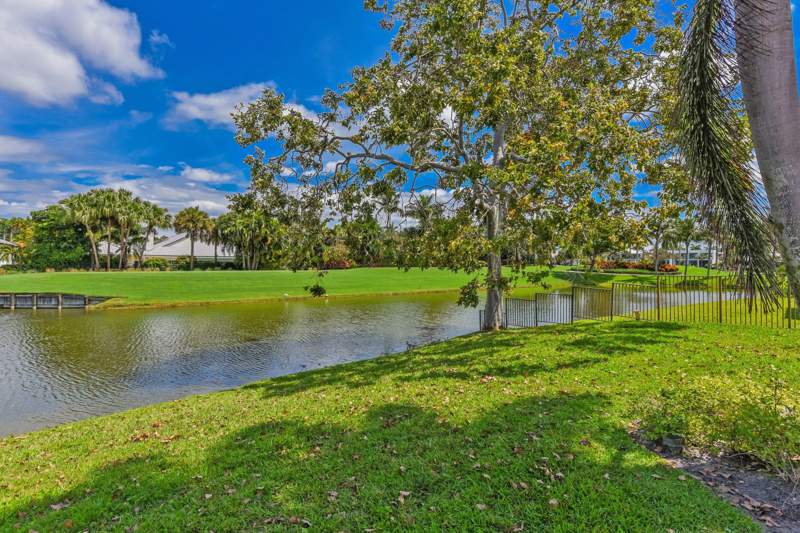 3 bedroom Single Family Residence at 17974 Foxborough Lane, St Andrews Country Club, Boca Raton — photo 3