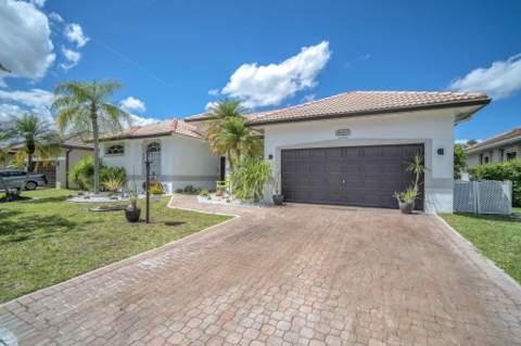 16423 Segovia Circle, Fort Lauderdale FL - photo 6 of 71