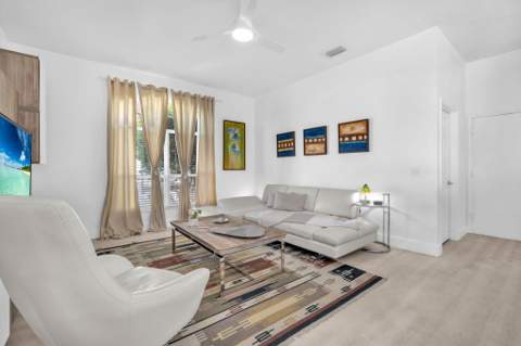 16423 Segovia Circle, Fort Lauderdale FL - photo 15 of 71