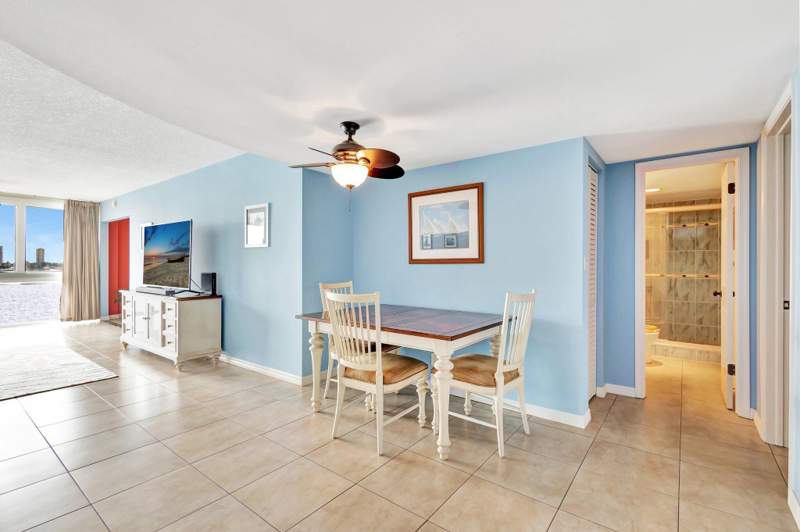 2 bedroom Condominium at 301 Lake Shore Drive #503, Lake Harbour Towers, Lake Park — photo 4
