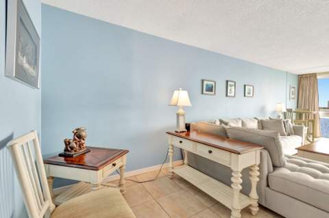 301 Lake Shore Drive #503, Lake Park FL - photo 13 of 36