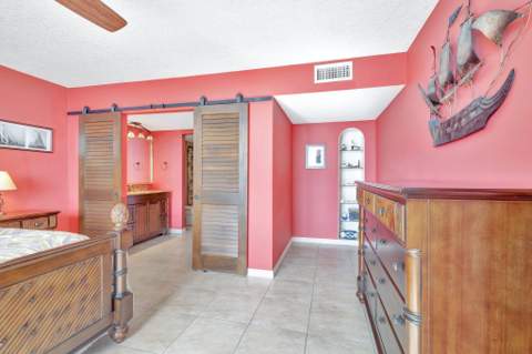 301 Lake Shore Drive #503, Lake Park FL - photo 23 of 36