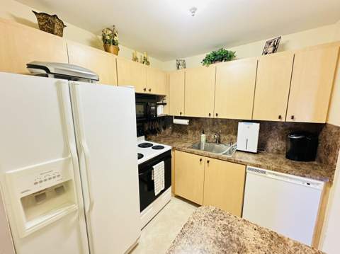 2132 Cambridge F, Deerfield Beach FL - photo 10 of 67