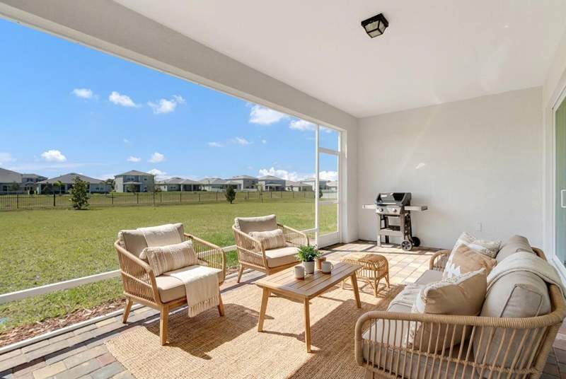 3 bedroom Single Family Residence at 10306 SW Green Turtle Lane, Heron Preserve At Tradition Phase 2A, Port St. Lucie — photo 2