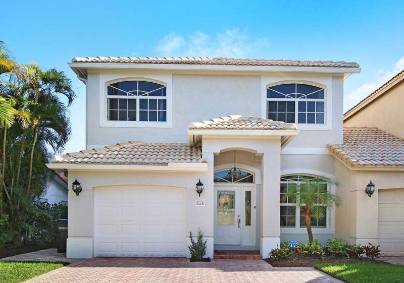 3 bedroom Single Family Residence at 218 Pine Avenue, Golden Shores, Lauderdale-By-The-Sea — photo 2