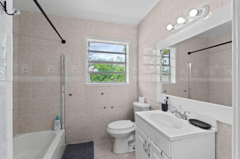 670 SW 29th Avenue, Fort Lauderdale FL - photo 18 of 45