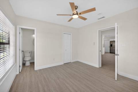 4807 NE 18th Avenue, Oakland Park FL - photo 12 of 29