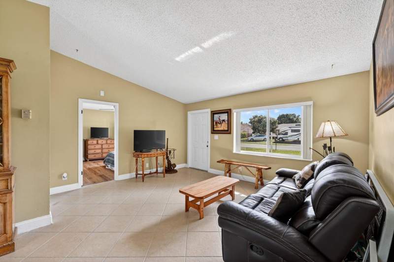 4 bedroom Single Family Residence at 12541 SW 10th Court, ORANGE TREE HOMES, Davie — photo 5
