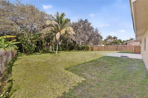 12541 SW 10th Court, Davie FL - photo 18 of 21