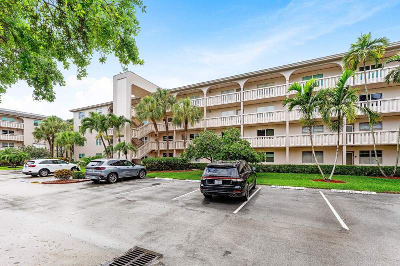 2 bedroom Condominium at 3301 Aruba Way #C1, Wynmoor Aruba Village A Condo, Coconut Creek — photo 3