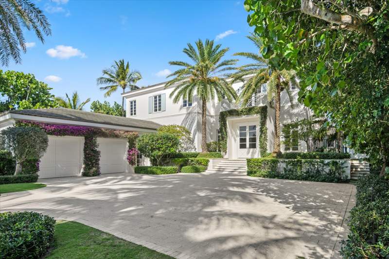 5 bedroom Single Family Residence at 3501 N Ocean Boulevard, M M W BEACHHOUSE LOT PL, Gulf Stream — photo 3