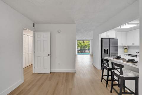 7300 NW 17th Street #305, Plantation FL - photo 7 of 65