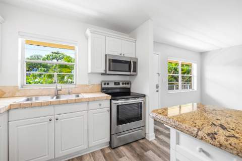 5162 NE 6th Avenue #317, Oakland Park FL - photo 7 of 15