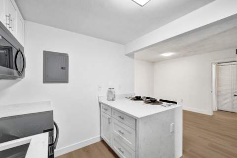 7300 NW 17th Street #305, Plantation FL - photo 12 of 65
