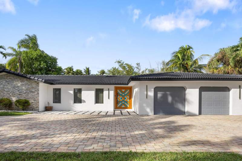 4 bedroom Single Family Residence at 11621 NW 21st Court, Plantation Acres, Plantation — photo 3