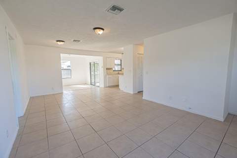 993 SW Cecil Lane, Port St. Lucie FL - photo 8 of 25