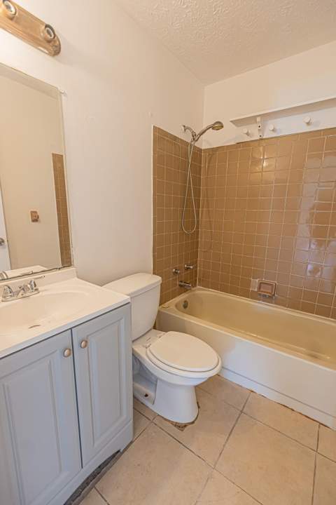 993 SW Cecil Lane, Port St. Lucie FL - photo 17 of 25