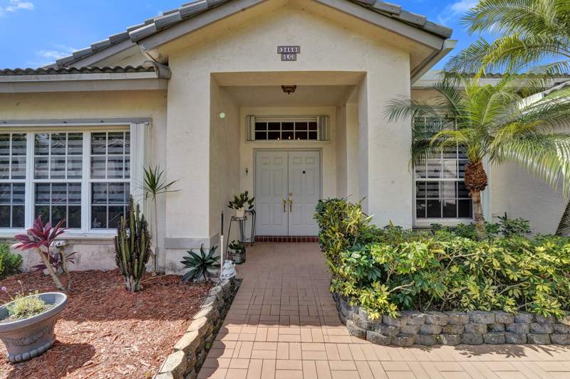 4 bedroom Single Family Residence at 3460 Dunes Vista Drive, Palm Aire Oaks Course Estates, Pompano Beach — photo 4