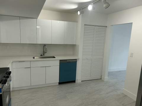 701 N Pine Island Road #304, Plantation FL - photo 6 of 77