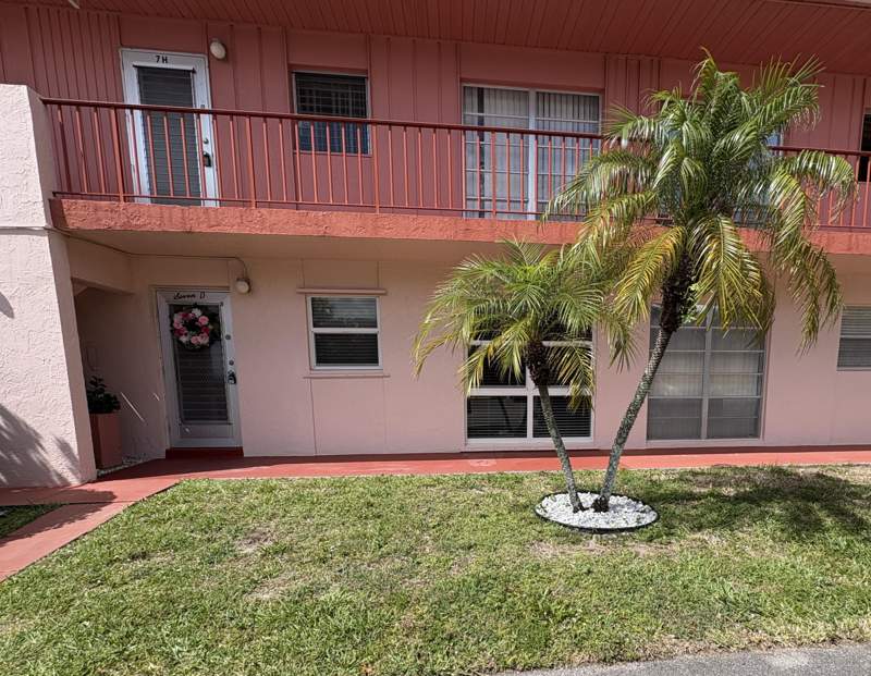 1 bedroom Condominium at 7 Golfs Edge #D, Century Village / Golfs Edge Condos A Thru G, West Palm Beach — photo 5