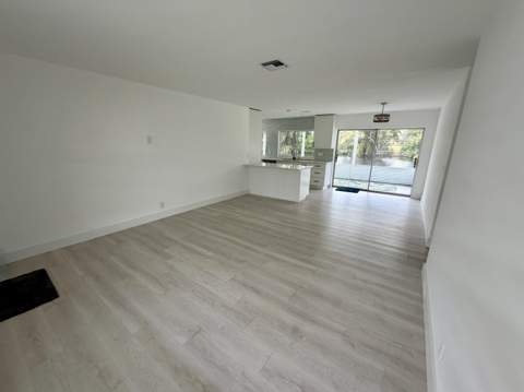 2819 NW 52nd Court, Tamarac FL - photo 13 of 37