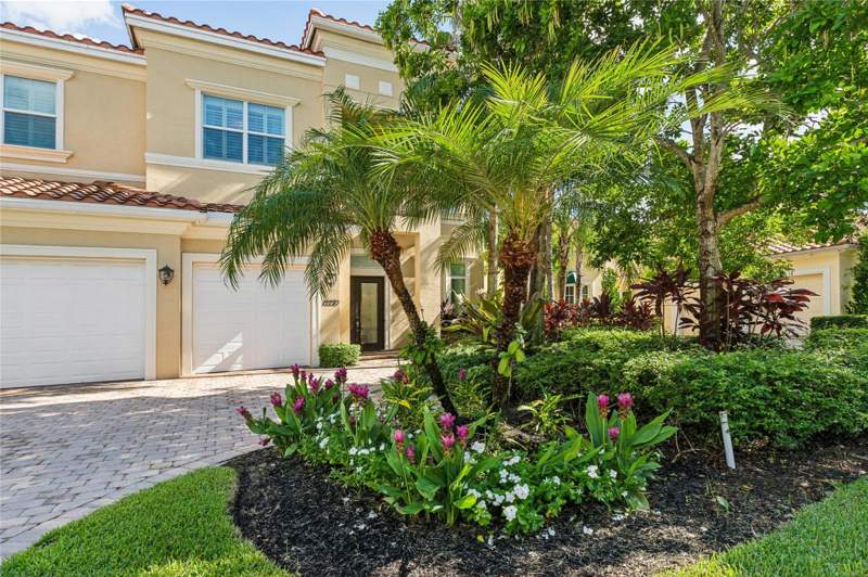 6 bedroom Single Family Residence at 12270 Sunnydale Drive, Hunters Chase Of Palm Beach Polo & Count, Wellington — photo 3