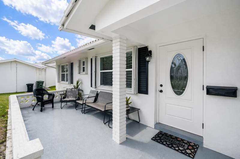 2 bedroom Single Family Residence at 517 SW 18th Street, Palm Beach Leisureville Sec 5, Boynton Beach — photo 3