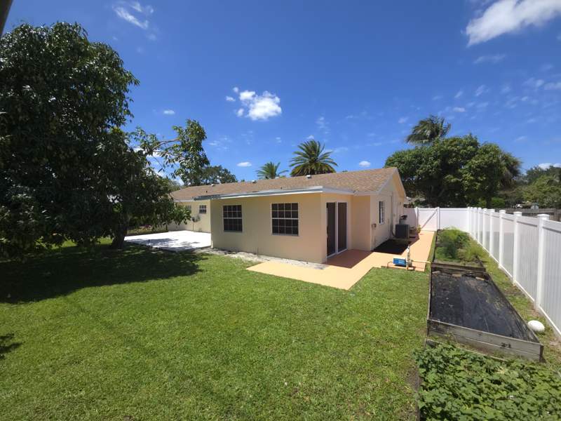 3 bedroom Single Family Residence at 4554 Franwood Drive, Franwood Pines, Delray Beach — photo 3
