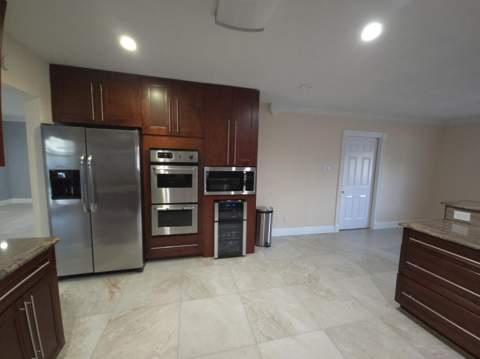 4554 Franwood Drive, Delray Beach FL - photo 8 of 21