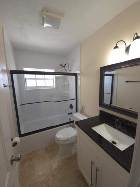 4554 Franwood Drive, Delray Beach FL - photo 9 of 21