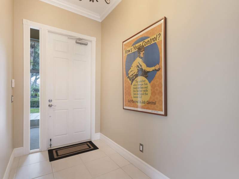 3 bedroom Single Family Residence at 8292 Dominica Place, Villagewalk Of Wellington 1, Wellington — photo 4