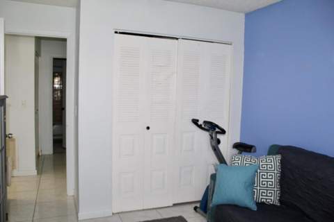 566 SW Sara Boulevard, Port St. Lucie FL - photo 23 of 29
