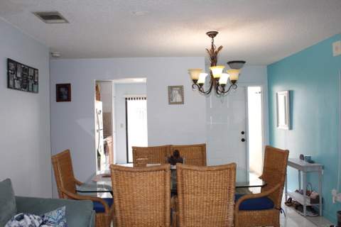566 SW Sara Boulevard, Port St. Lucie FL - photo 8 of 29