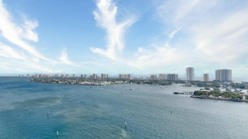 3 bedroom Condominium at 2640 Lake Shore Drive #1710, Marina Grande Riviera Beach Condo, Riviera Beach — photo 3
