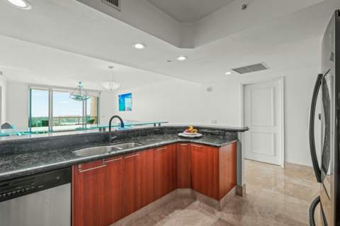 2640 Lake Shore Drive #1710, Riviera Beach FL - photo 12 of 53